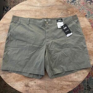 NEW Lee 22M (Mid Rise) Women's 7" Utility Shorts
